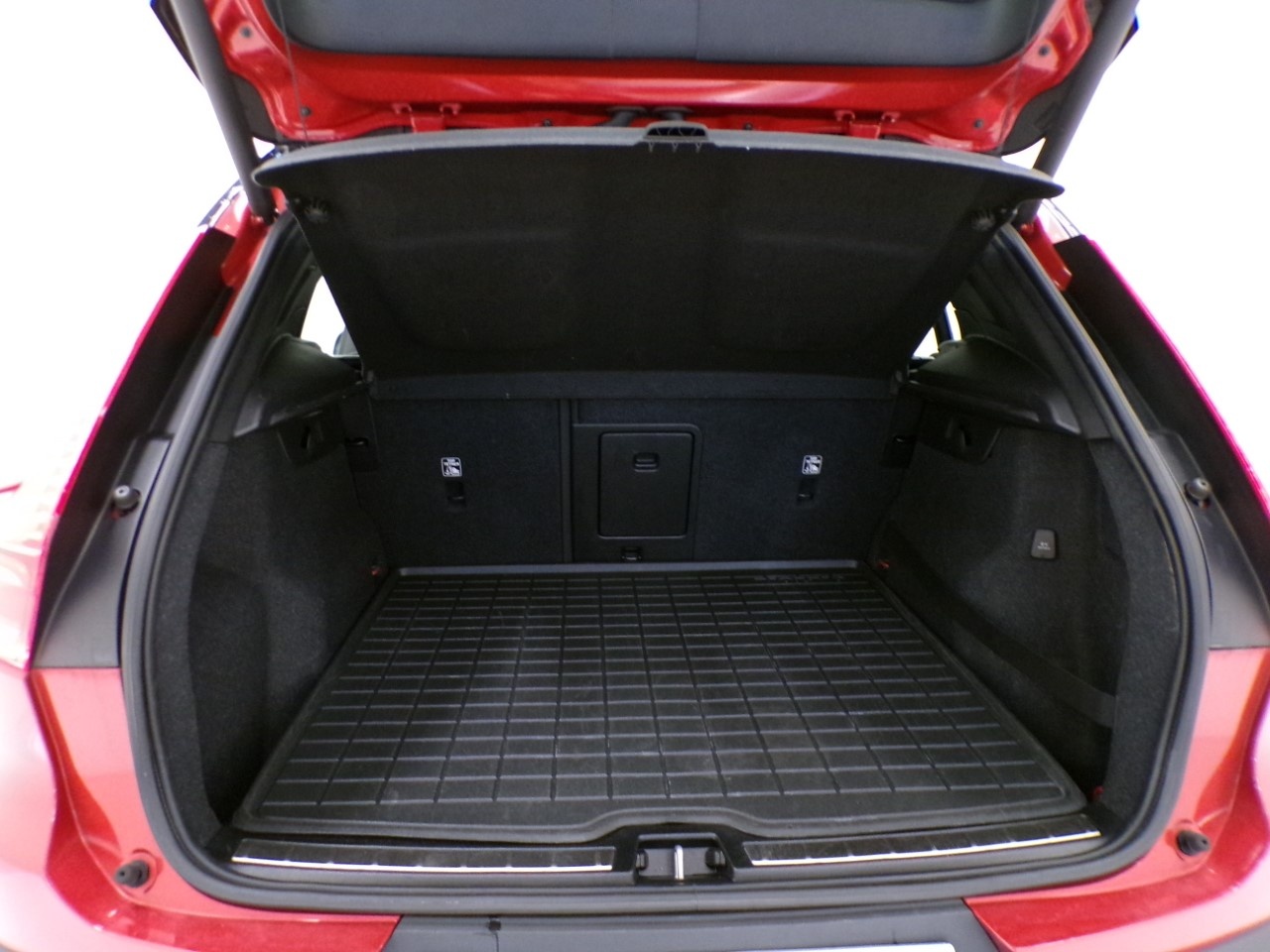 Volvo XC40 XC40 2.0 D4 R-Design AWD Geartronic - 9