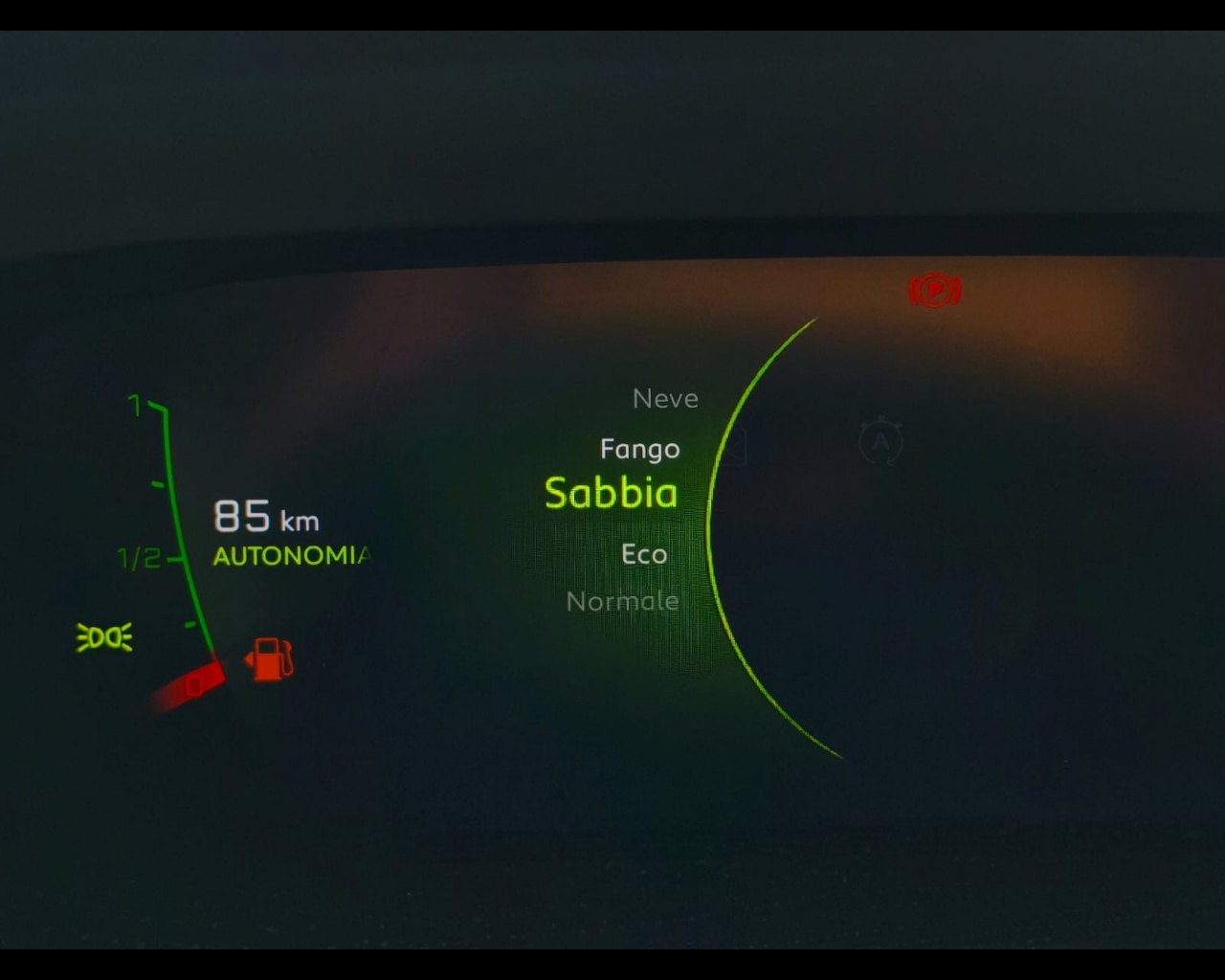 Foto PEUGEOT 2008 1.5 bluehdi Allure s&s 110cv