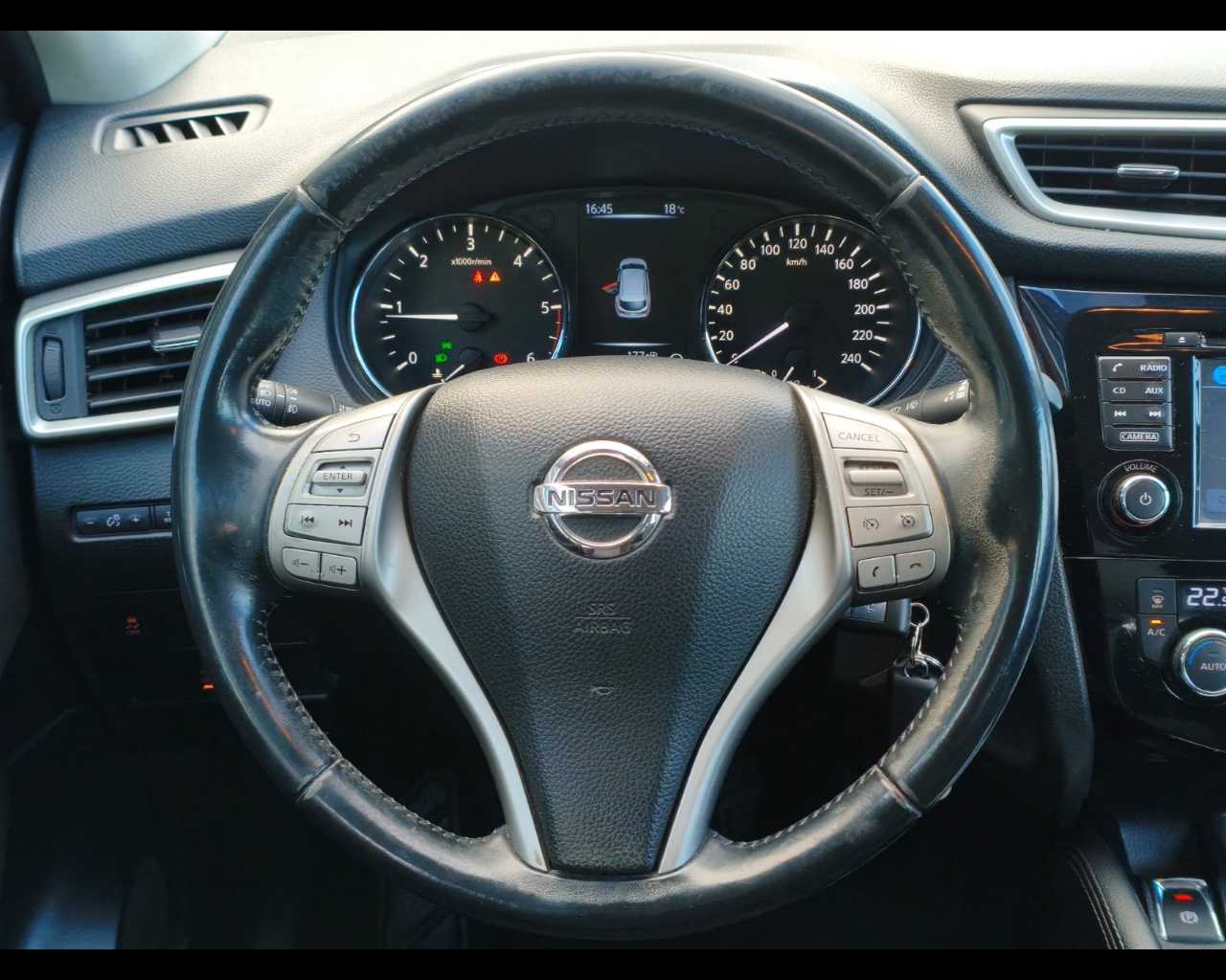 Foto NISSAN Qashqai 1.5 dci Acenta 110cv