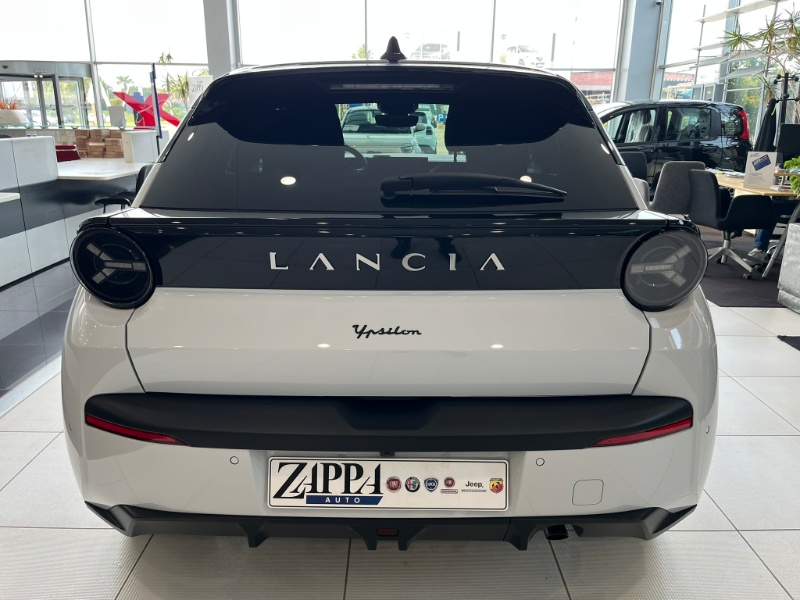 LANCIA – Ypsilon Hybrid e-DCT HF Line