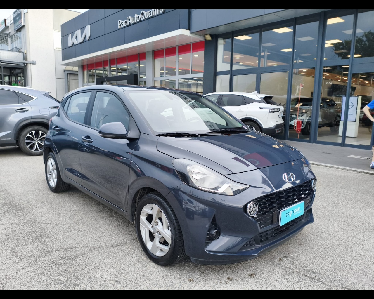 Foto HYUNDAI i10 1.0 mpi Tech Connect Pack
