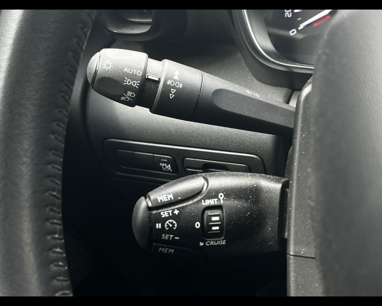 Foto CITROEN C3 Aircross 1.5 bluehdi Shine Pack s&s 110cv