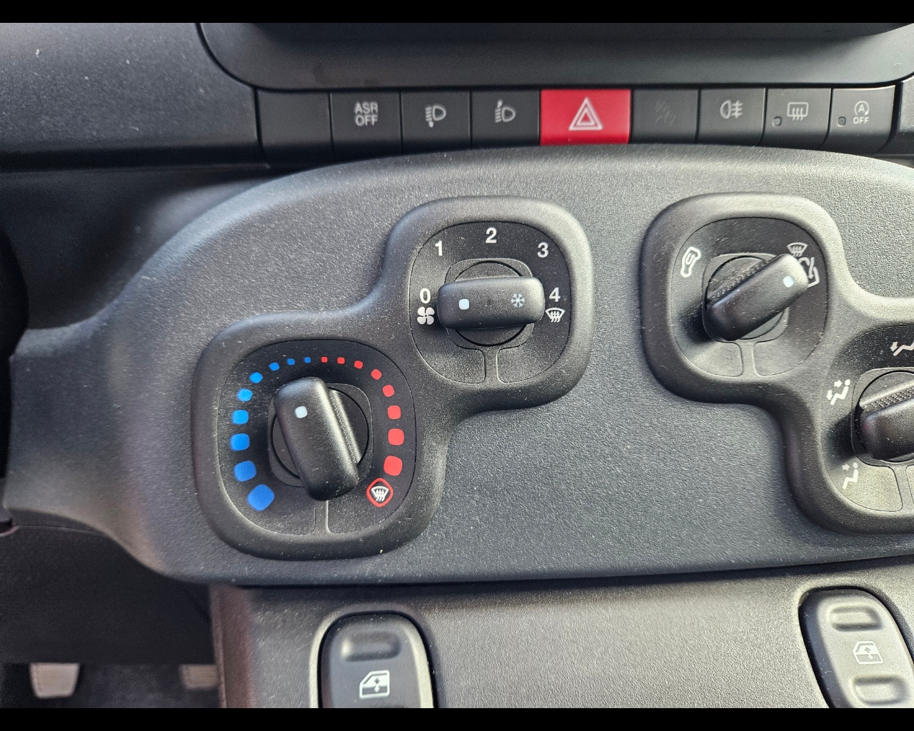 FIAT Panda 1.0 70cv Hybrid Icon Ibrida km0 - 13