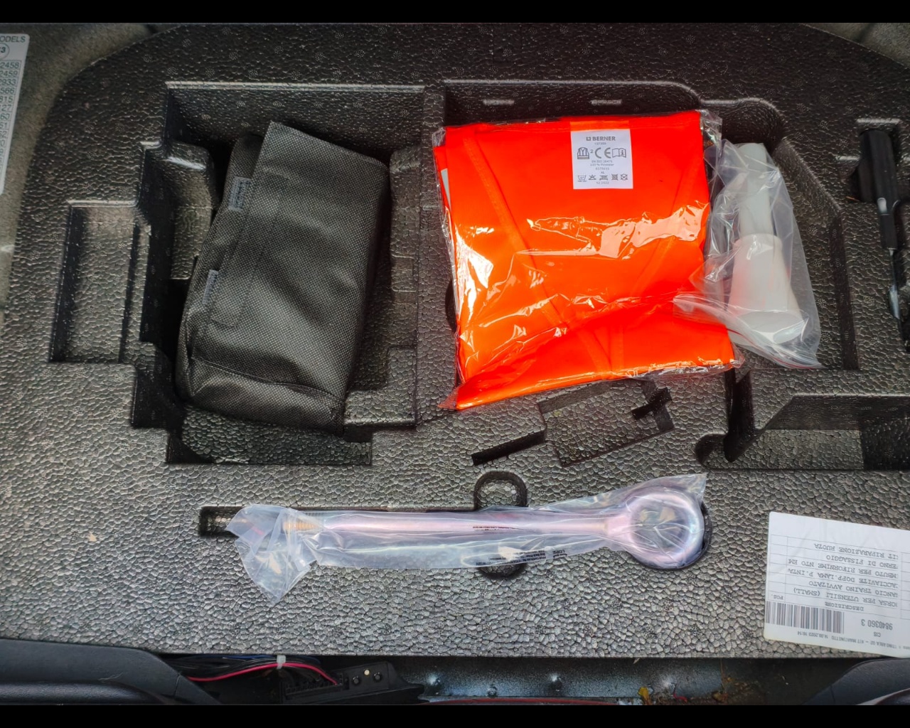 Foto FIAT Panda 1.0 firefly hybrid s&s 70cv