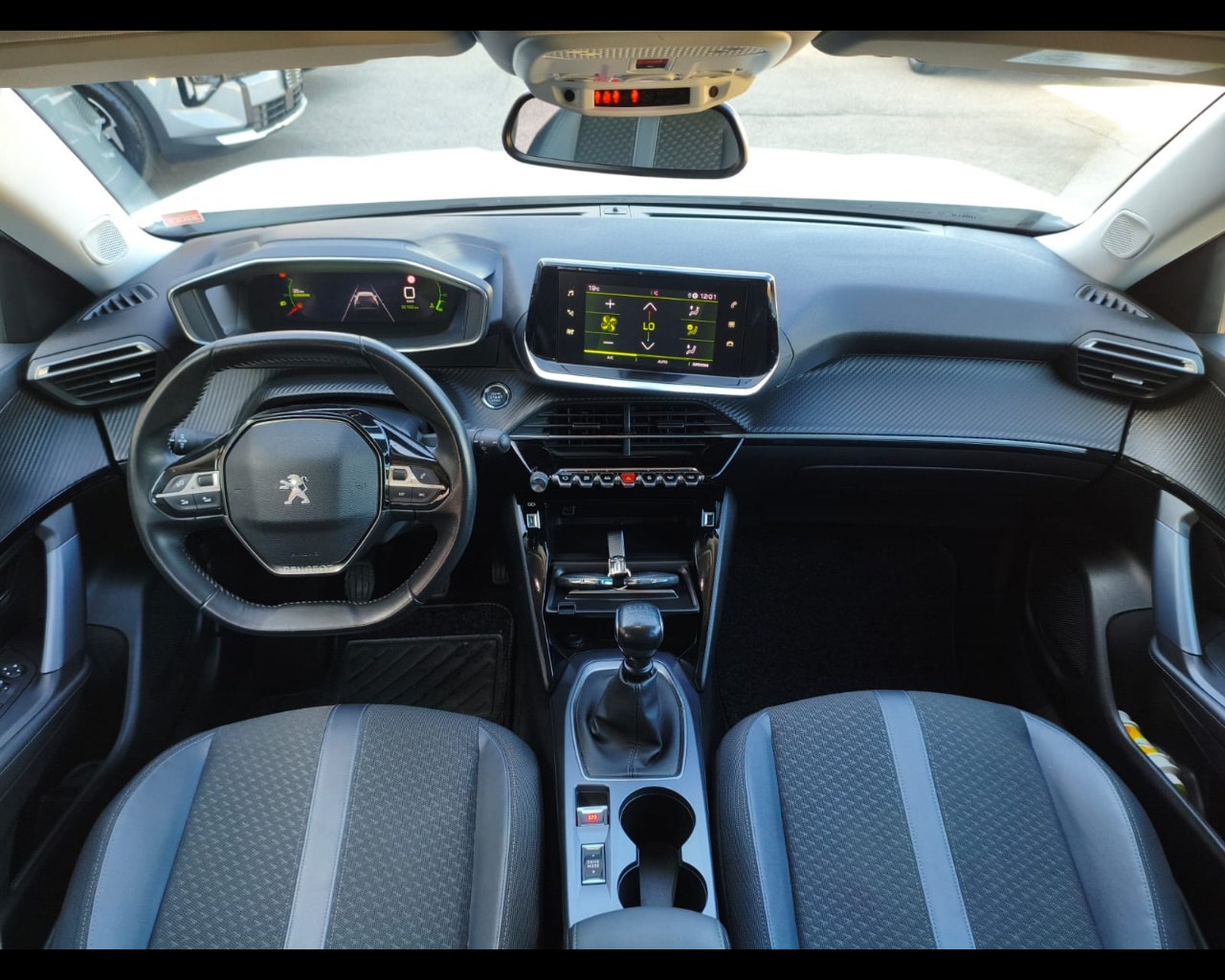 Foto PEUGEOT 2008 1.2 puretech Allure Pack s&s 100cv