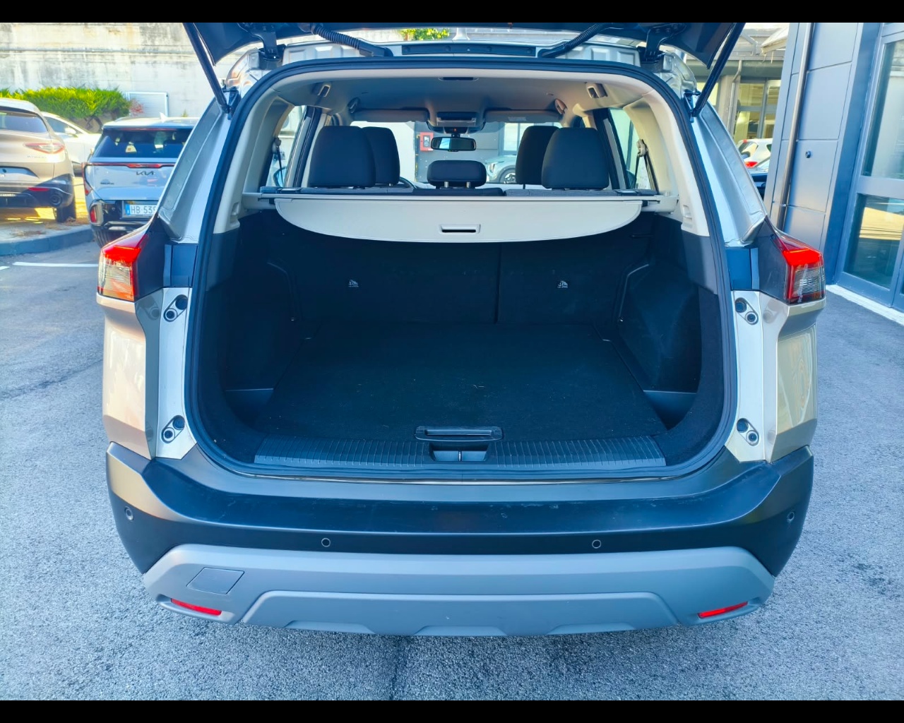 Foto NISSAN X-Trail 1.5 e-power Acenta 2wd auto