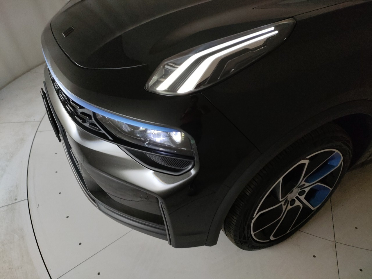 Lynk & Co 01 Usato 2023 01 Reggio Emilia