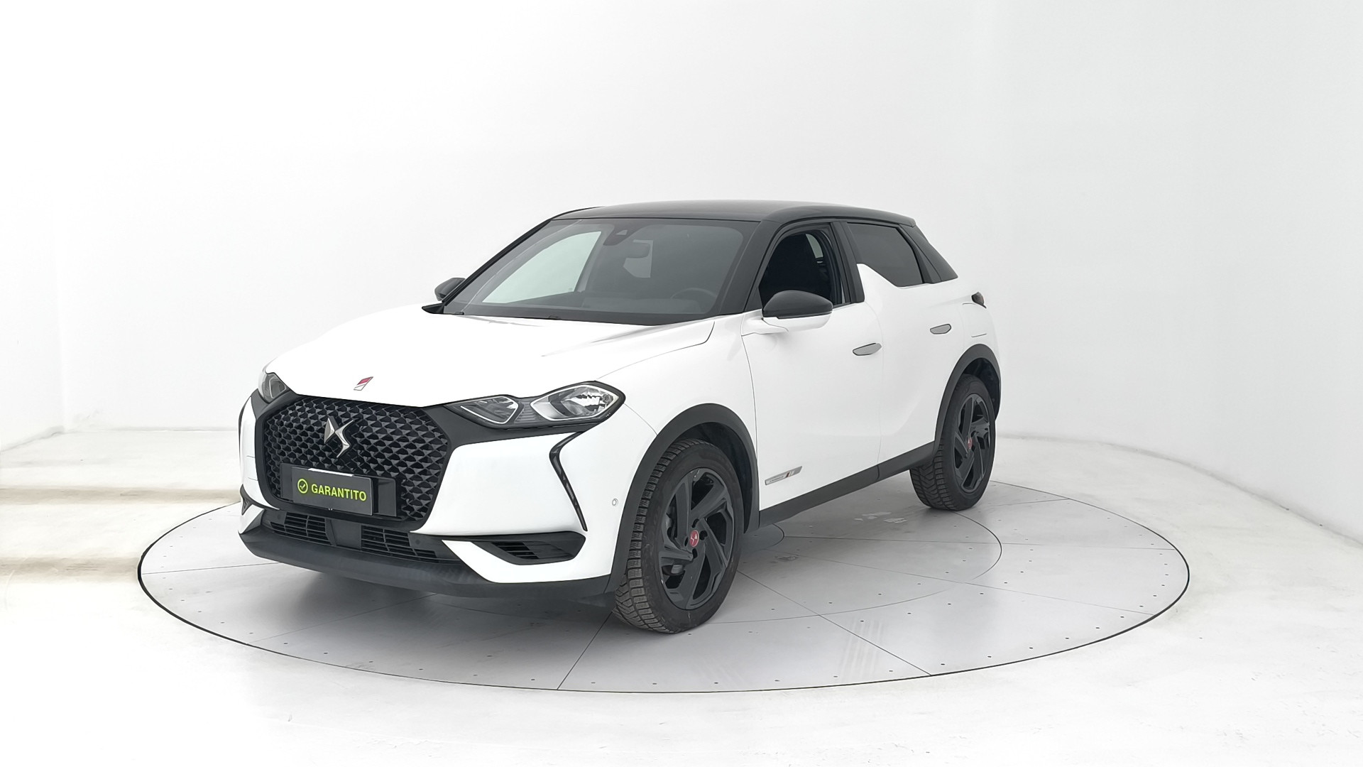 DS DS3 DS3 Crossback 1.2 puretech Performance Line 100cv my19