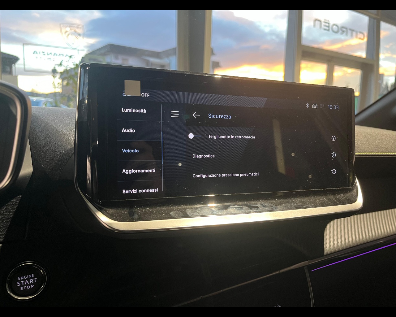 Foto PEUGEOT 208 1.2 hybrid GT 136cv e-dcs 6