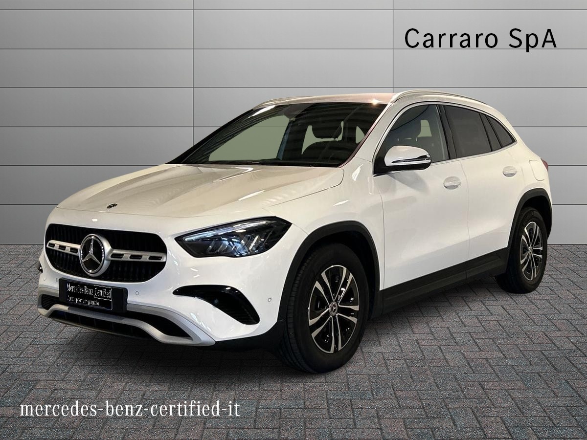 Mercedes  GLA 180 D Advanced 8G-DCT