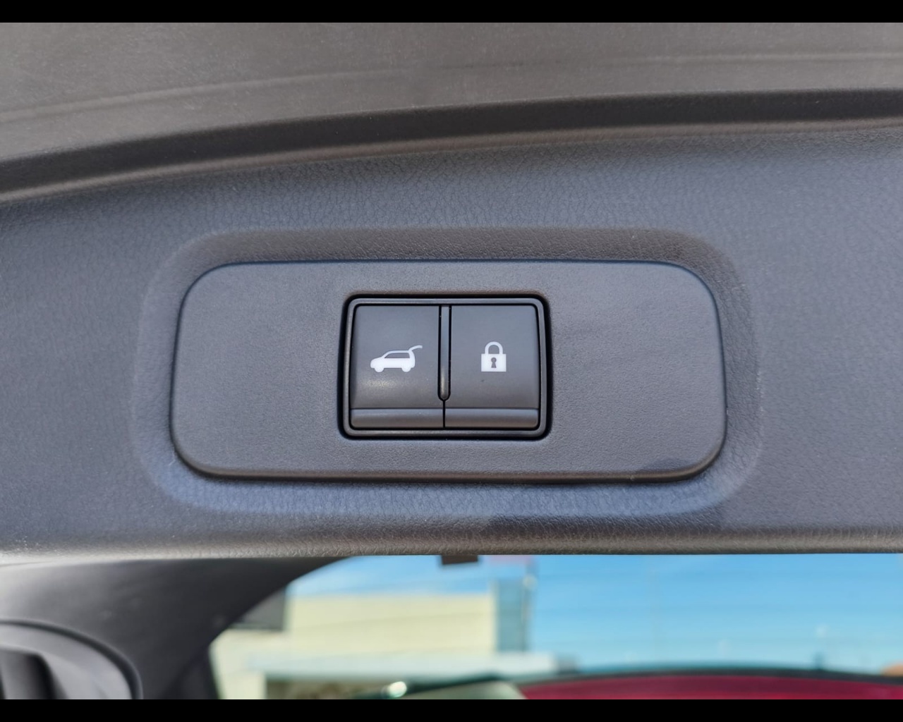 Foto NISSAN Qashqai 1.3 mhev Tekna 4wd 158cv xtronic