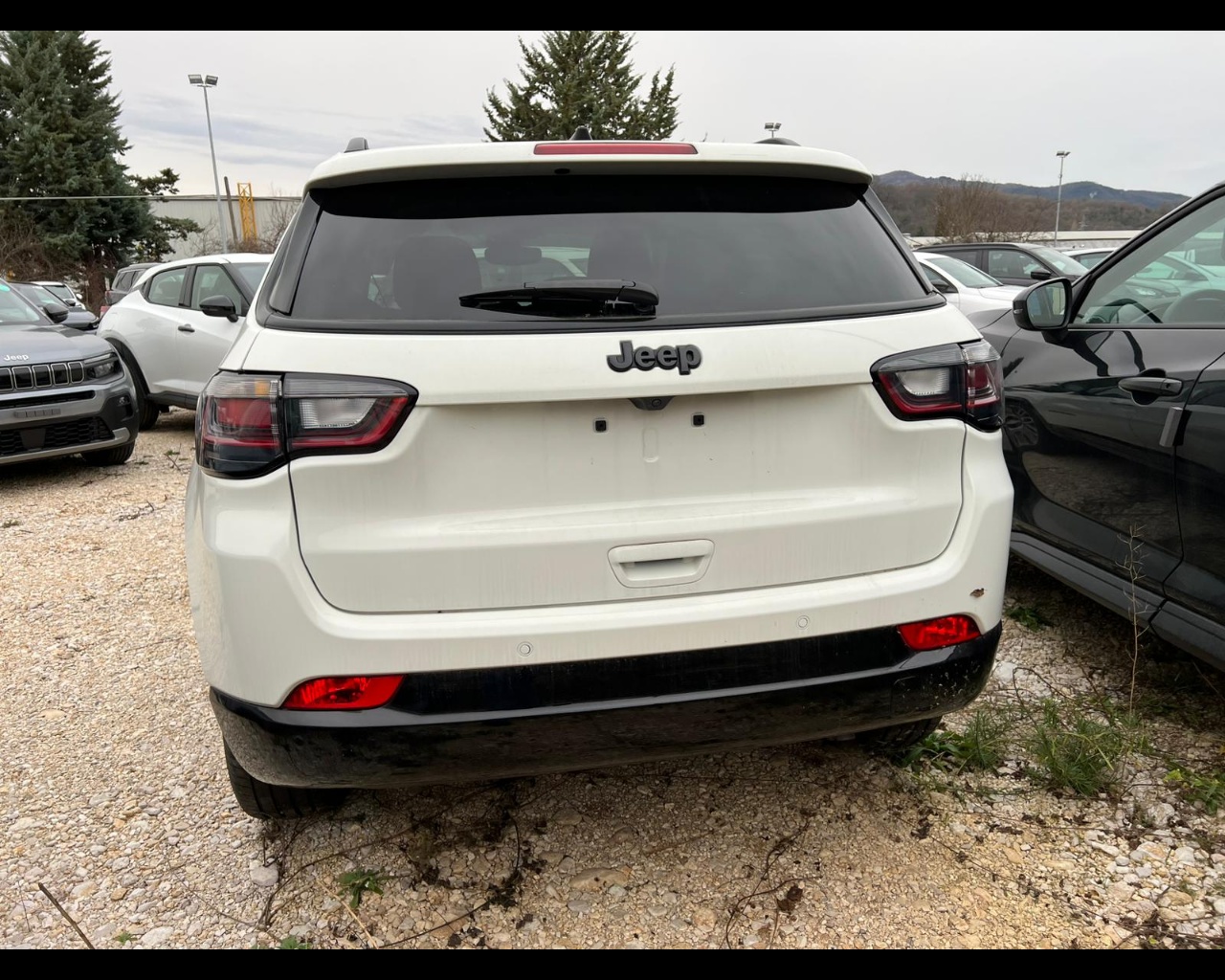 Foto JEEP Compass E-Hybrid My25 686  Alt15dct  1500