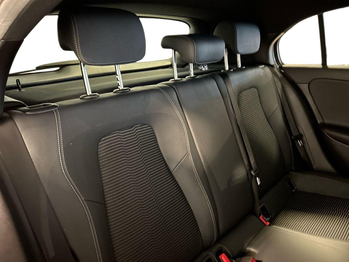 Mercedes Classe A Classe A 180 D Sport Night edition 8G-DCT - 16