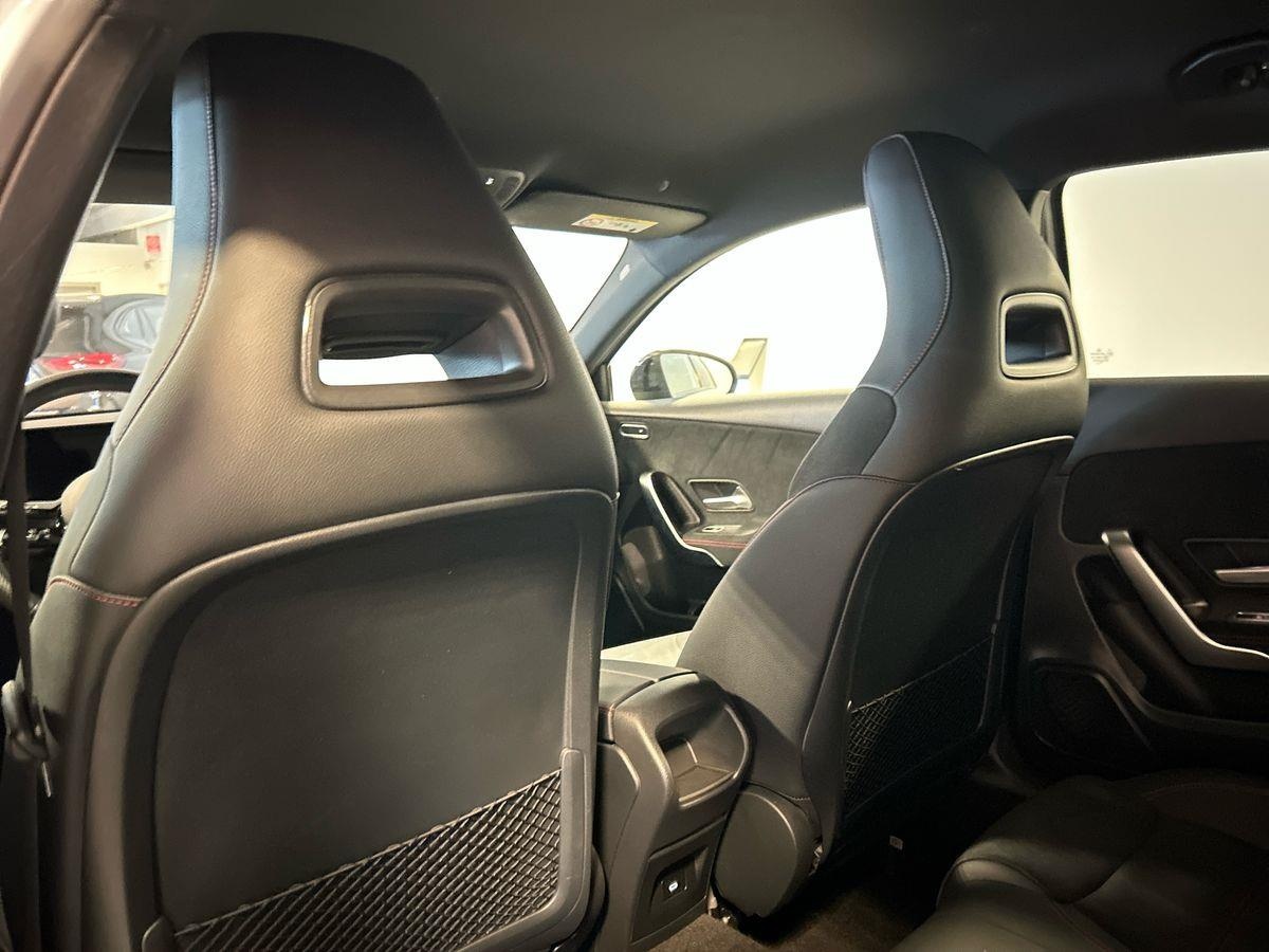 Mercedes  Classe A 180 D Advanced Plus AMG Line 8G-DCT - 18