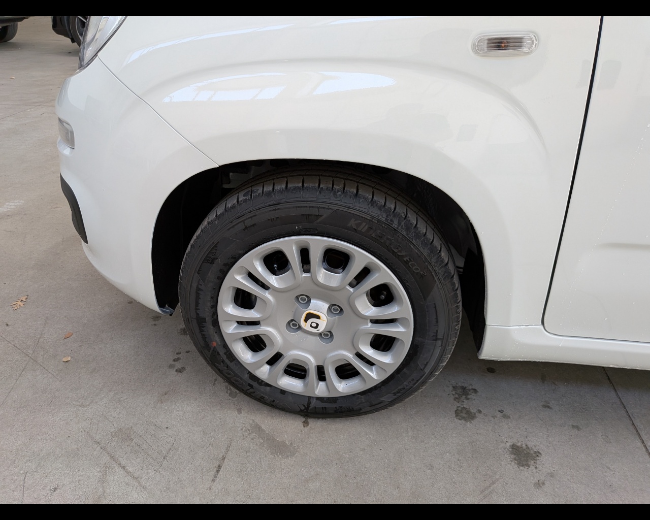 Foto FIAT Panda 1.0 firefly hybrid s&s 70cv 5p.ti