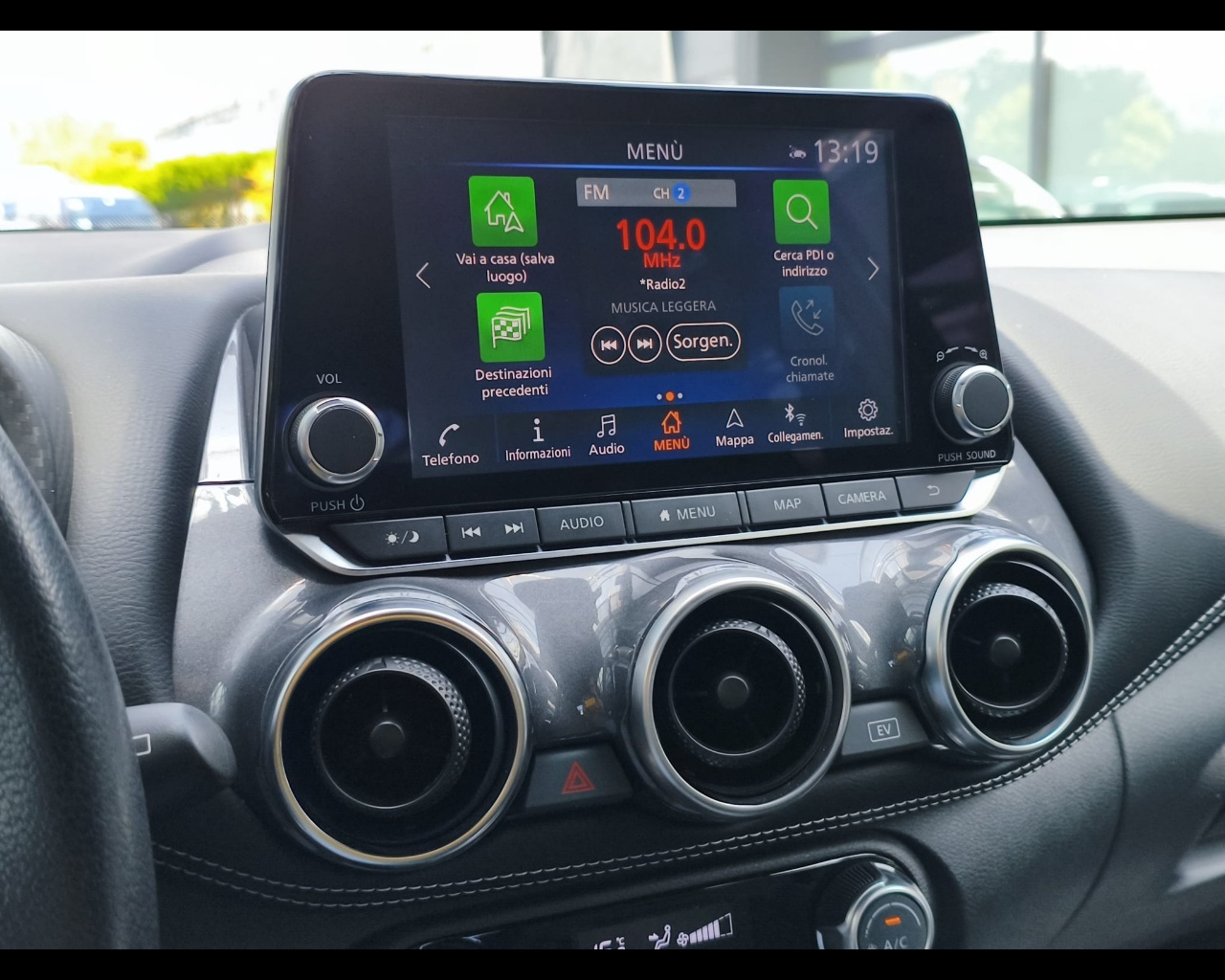 Foto NISSAN Juke 1.6 hev N-Connecta