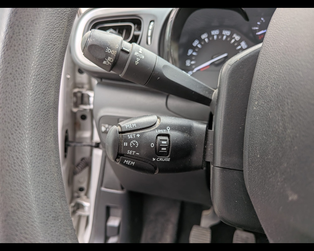 Foto CITROEN C3 1.6 bluehdi Feel s&s 75cv