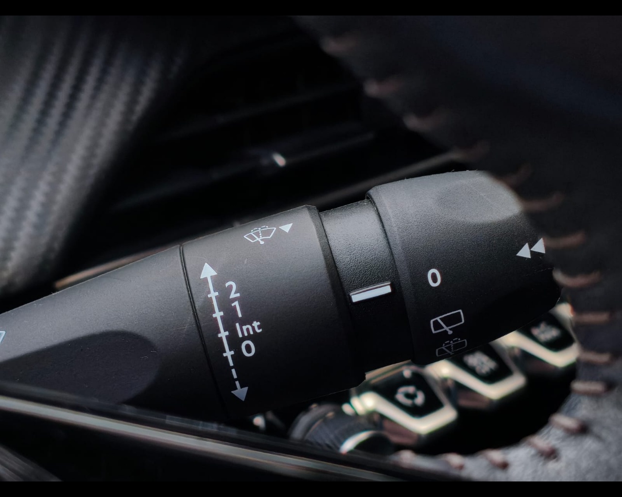 Foto PEUGEOT 208 1.2 puretech Active Pack s&s 75cv