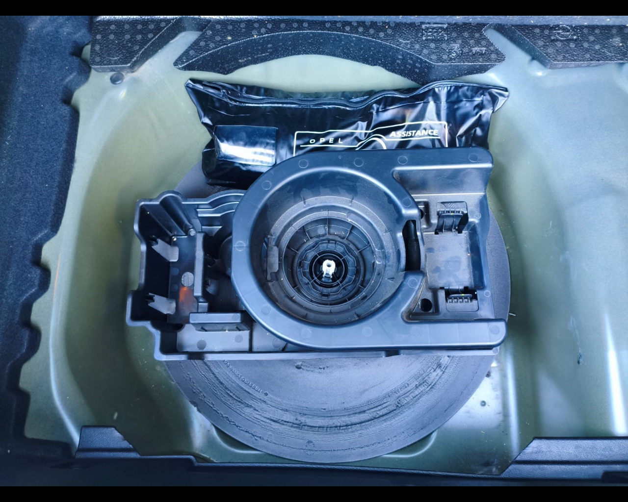 Foto OPEL Corsa 1.2 GS s&s 75cv