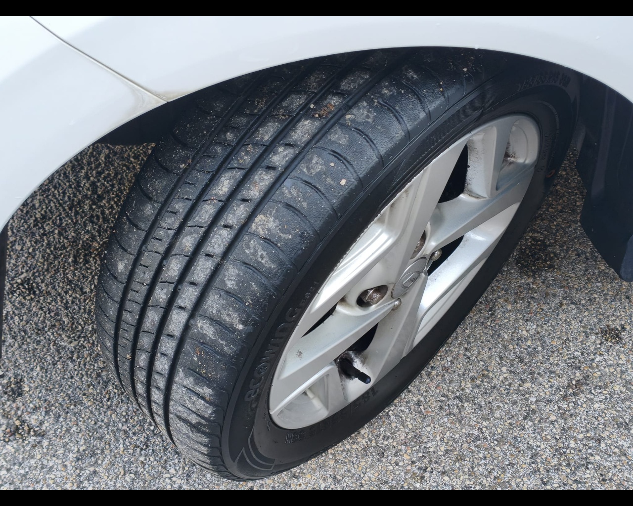 Foto HYUNDAI i10 1.0 Tech econext Gpl