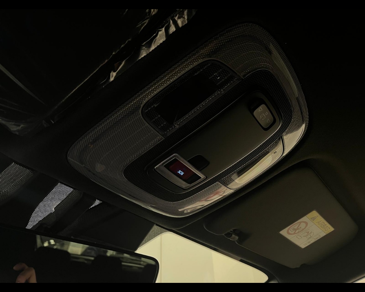 Foto HYUNDAI I20 PE MY25 1.0T DCT NLINE CARBON