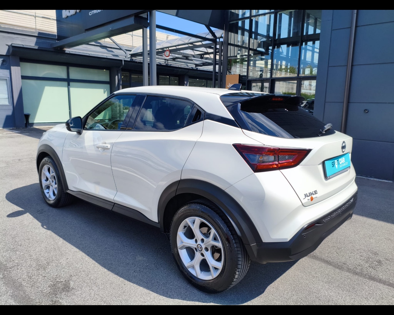 Foto NISSAN Juke 1.0 dig-t N-Connecta 114cv dct