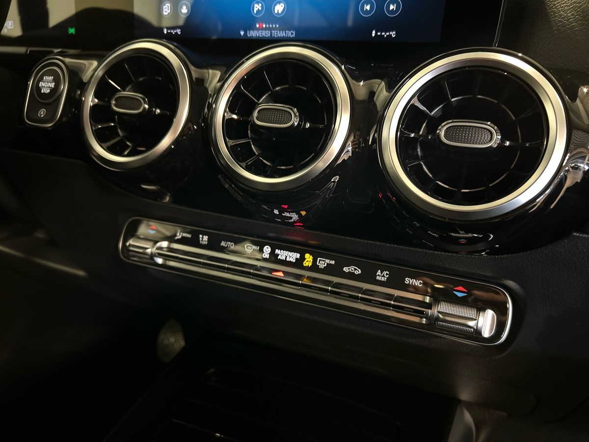 Mercedes Classe B Classe B 180 D Sport Plus 8G-DCT - 14