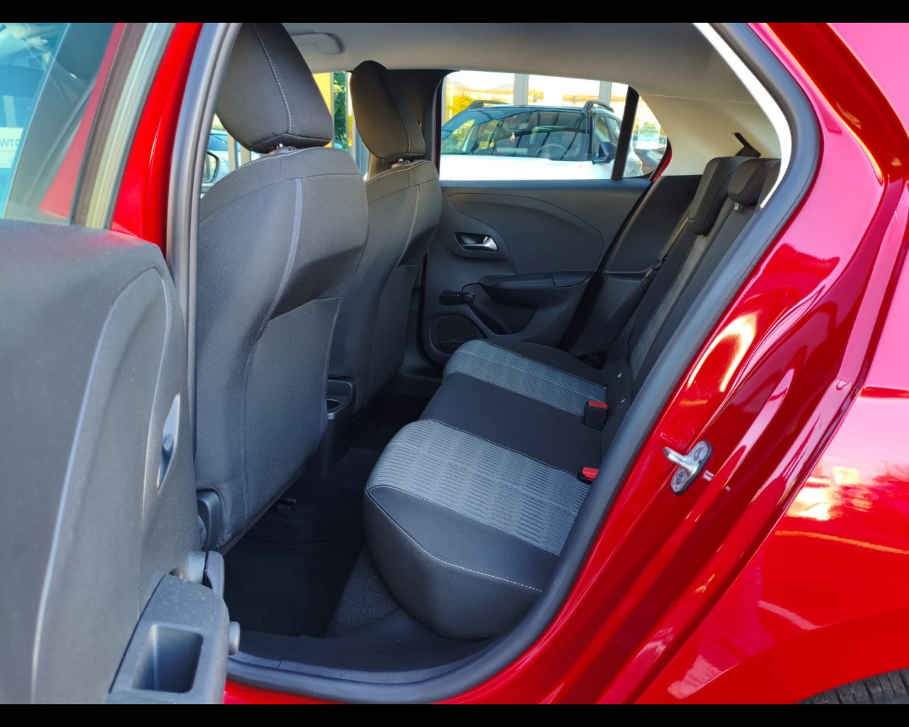 Foto OPEL Corsa 1.2 Edition 75cv