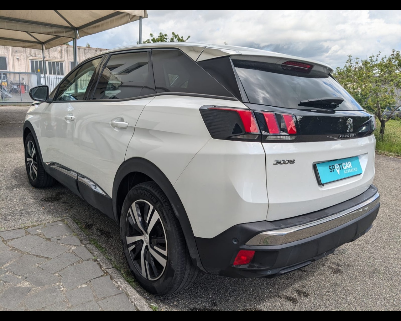 Foto PEUGEOT 3008 1.2 puretech t Allure s&s 130cv my18