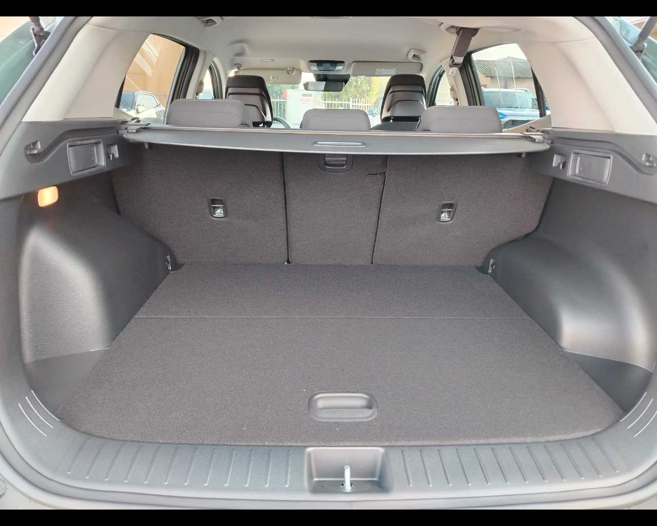 Kia Sportage Nuovo Ibrido benzina Sportage Este