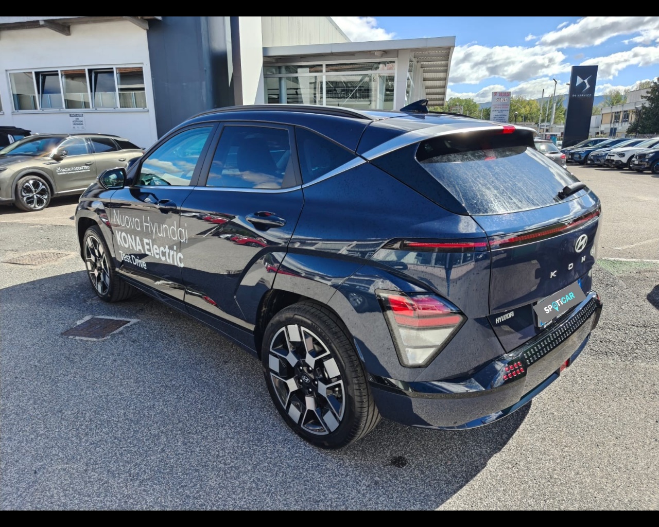 Foto HYUNDAI KONA EV MY25 EXCLUSIVE 64,8 KWH+HP