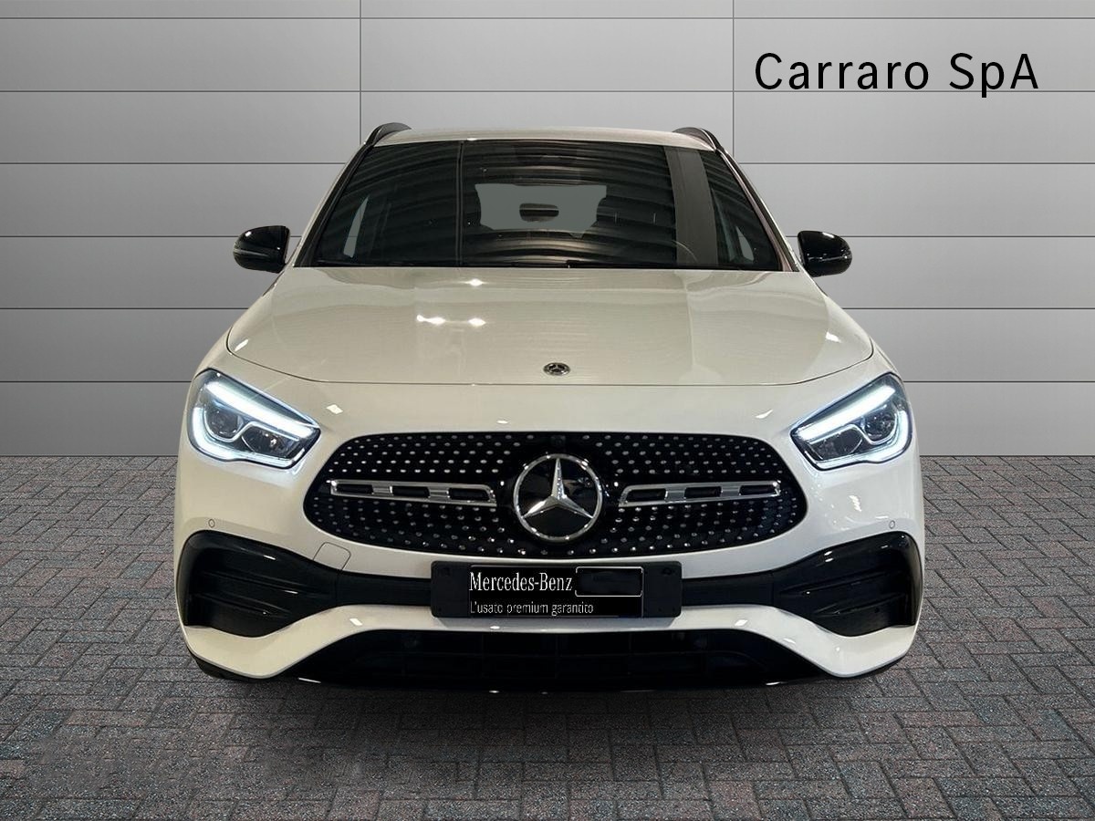 Mercedes GLA GLA 200 D Premium 8G-DCT - 3