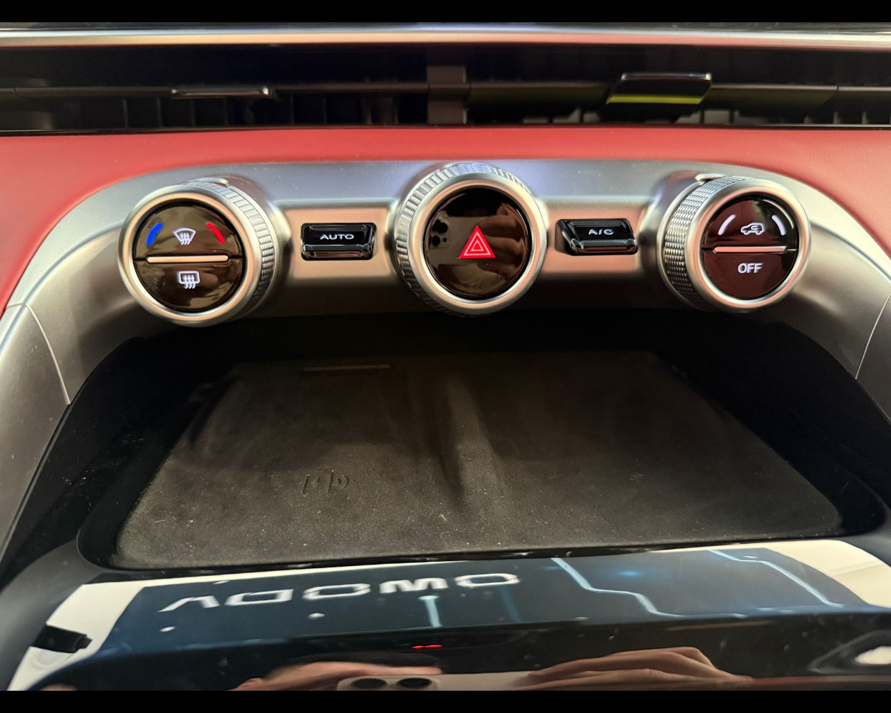 Foto OMO Omoda 9 1.5 tgdi phev i-awd