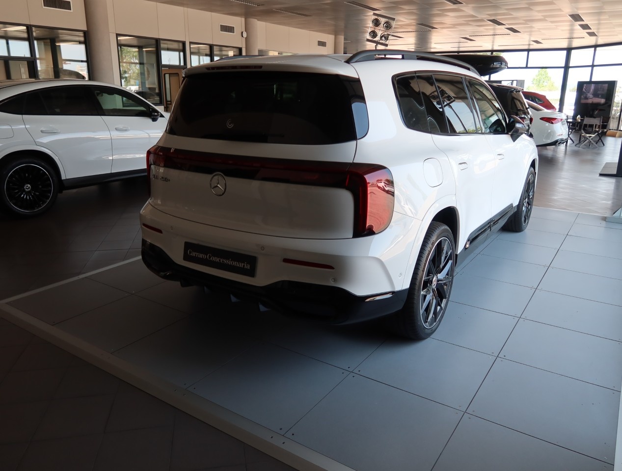 Mercedes GLB Elettrica GLB 250+ con tecnologia EQ Advanced Plus - 8