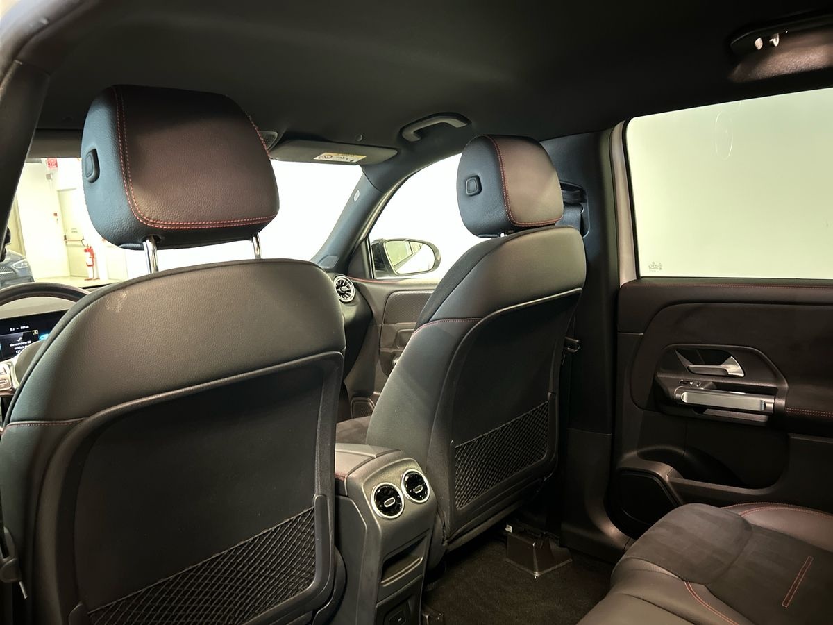 Mercedes GLB GLB 180 D Premium 8G-DCT - 18