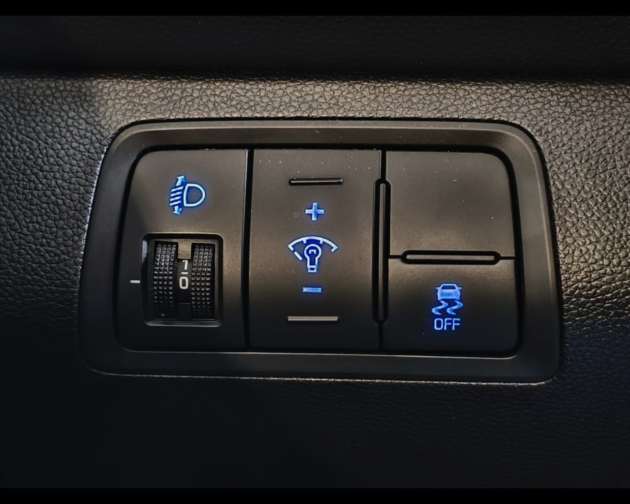 Foto HYUNDAI i20 5p 1.2 Comfort econext 84cv