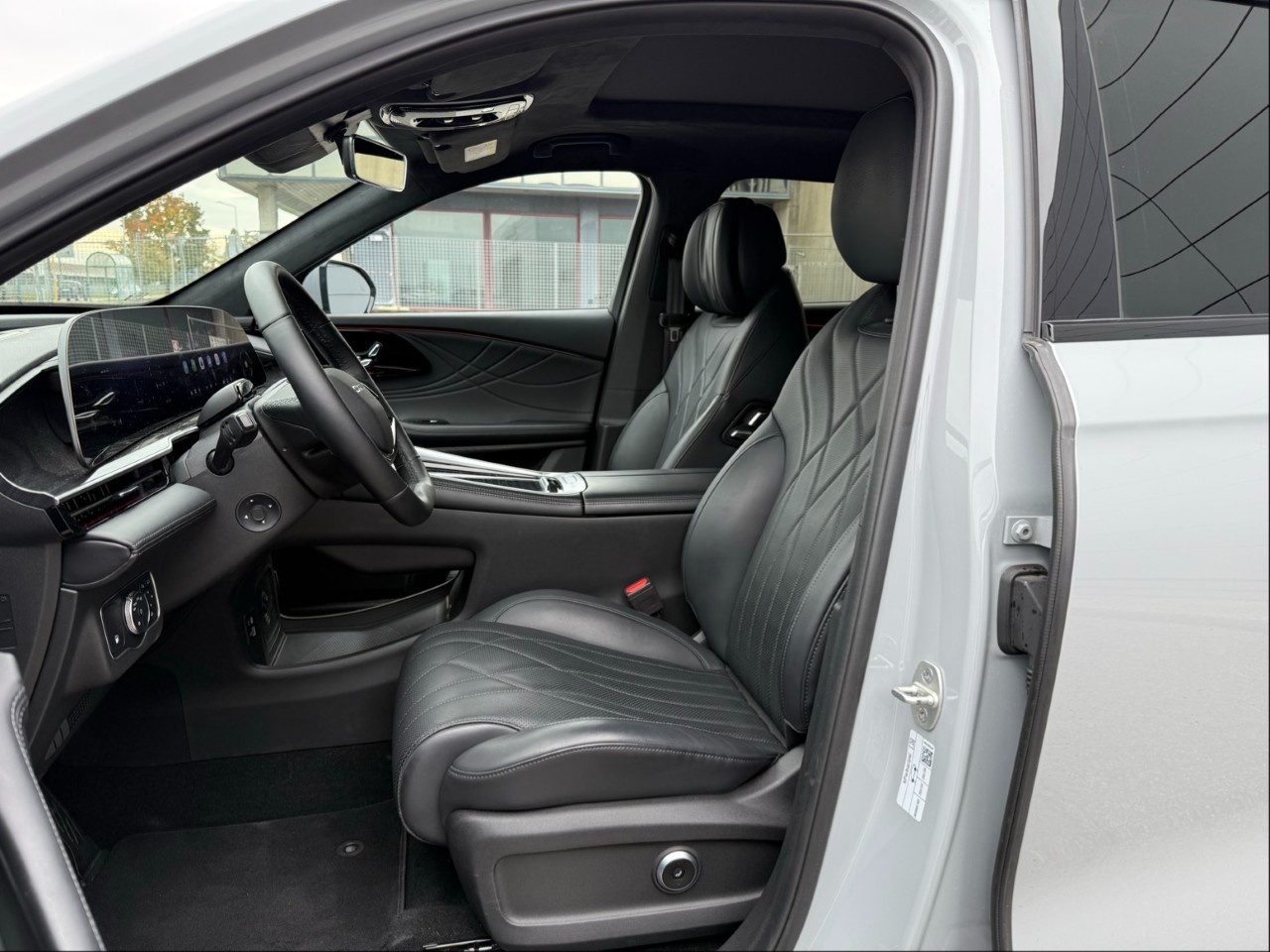 Omoda OMODA 9 9 PHEV - 1.5TGDI - Premium (AWD) - 9