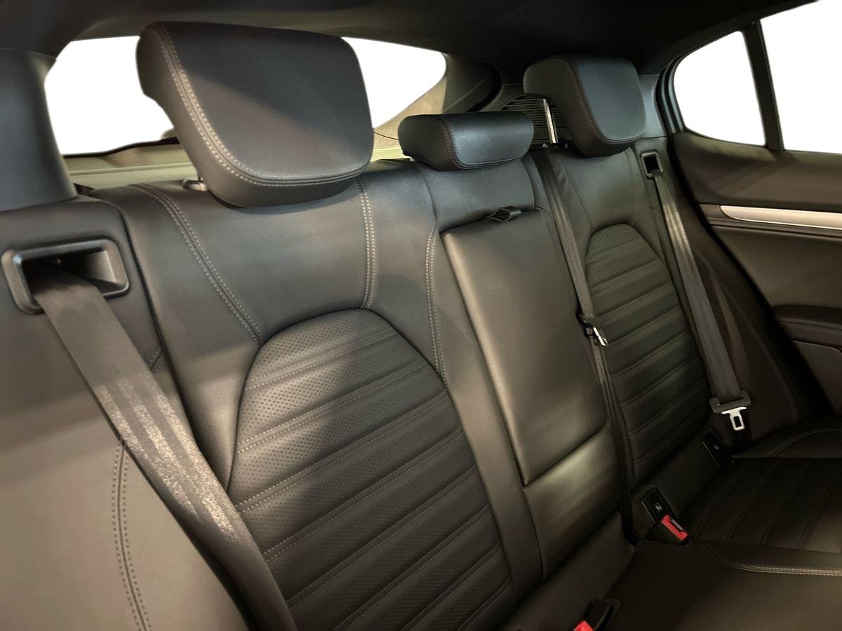 Alfa Romeo Stelvio Stelvio 2.2 Turbo 210cv Veloce Q4 AT8 - 16