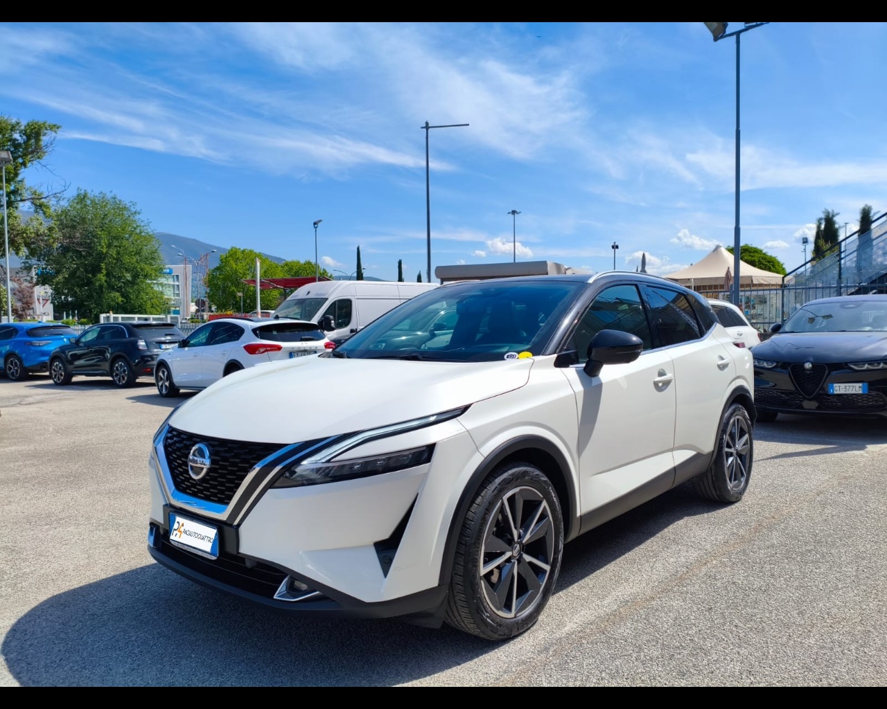 NISSAN Qashqai 1.3 mhev Tekna 4wd 158cv xtronic Usata