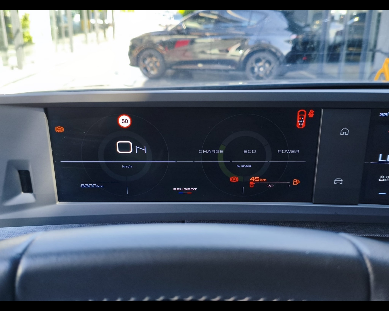 Foto PEUGEOT 5008 1.2 hybrid Allure 136cv e-dcs6