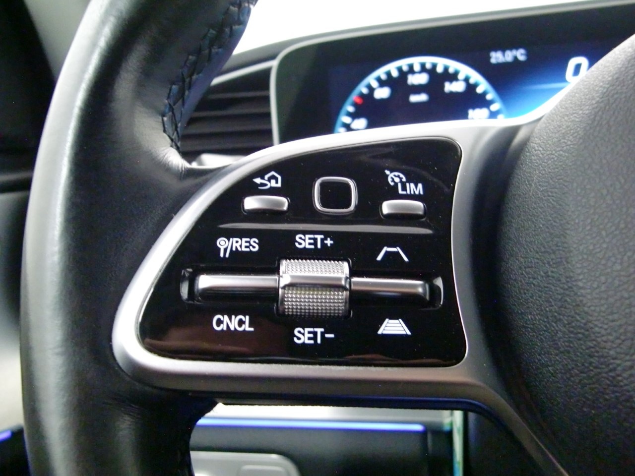 Mercedes GLE GLE SUV 300 D Sport 4Matic 9G-Tronic Plus - 18