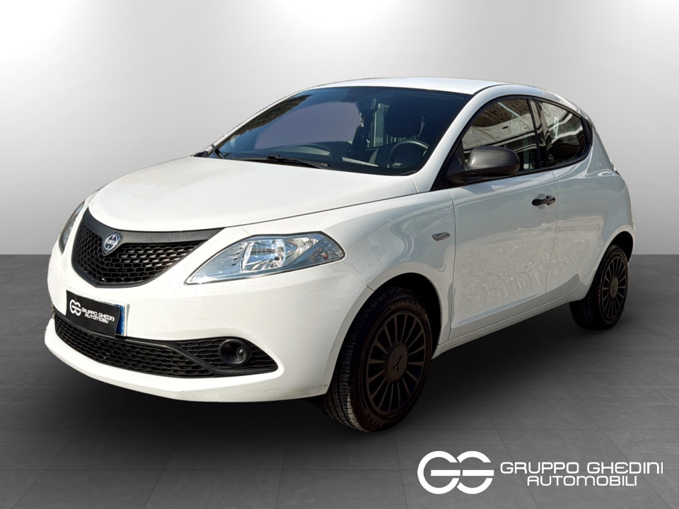 LANCIA Ypsilon 1.0 firefly hybrid Silver s&s 70cv Ibrida usato
