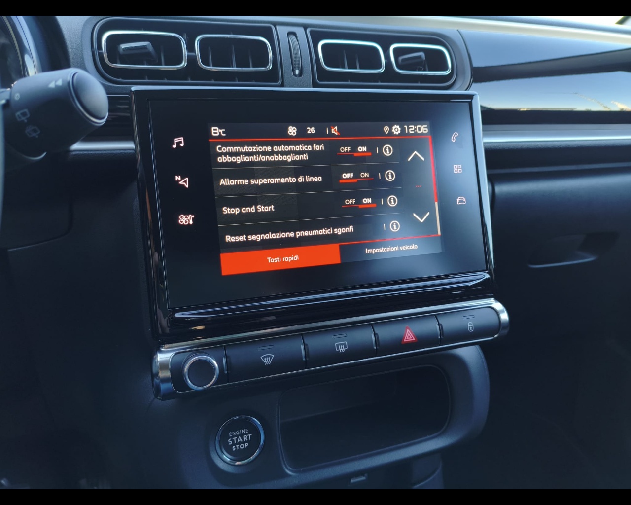 Foto CITROEN C3 1.2 puretech Shine s&s 83cv neopatentati