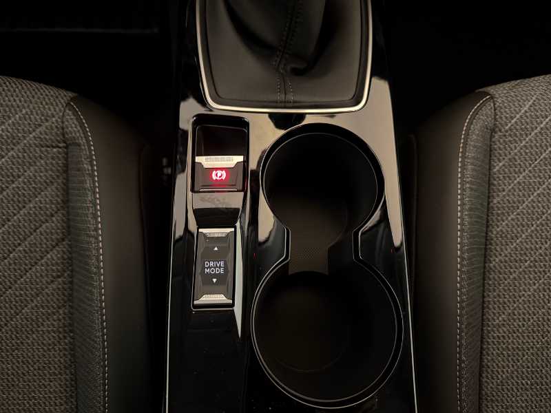 208 5p  - Allure Puretech 100 S&s