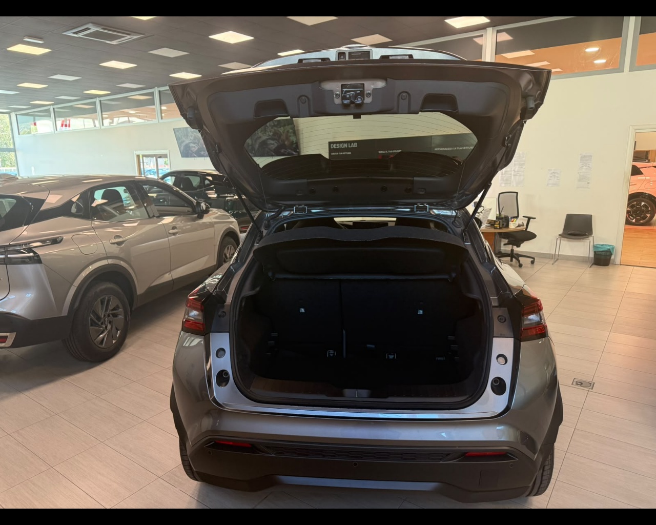 Foto NISSAN JUKE N-CONNECTA MT
