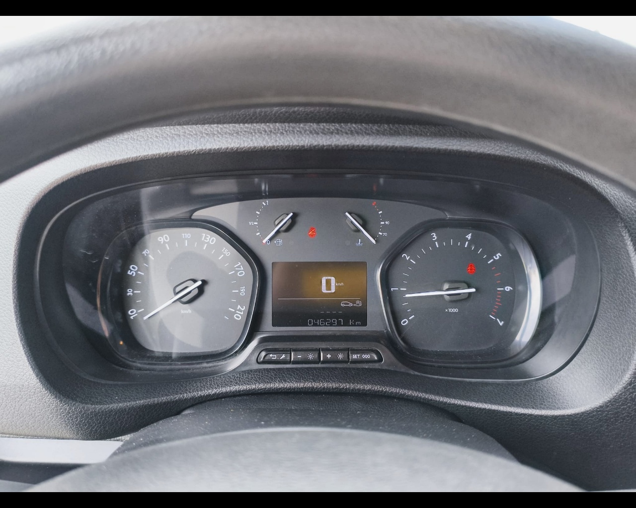 Foto FIAT Scudo Ice 1.5 bluehdi 120cv L2H1 (Business)