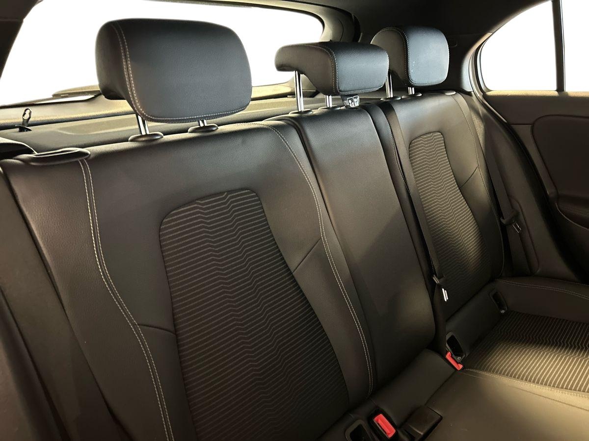 Mercedes Classe A Classe A 180 D Sport - 16