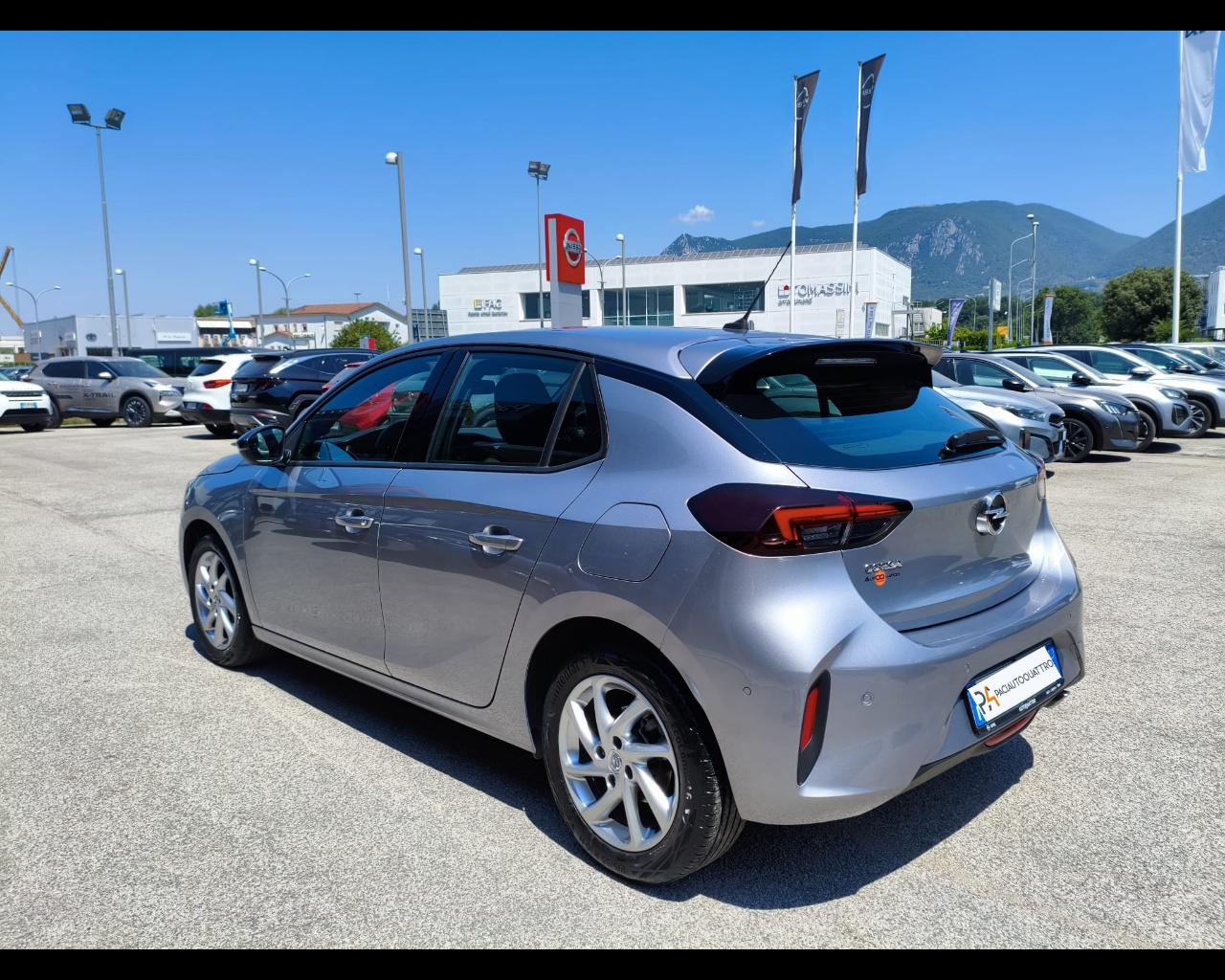 Foto OPEL Corsa 1.2 GS Line s&s 100cv at8