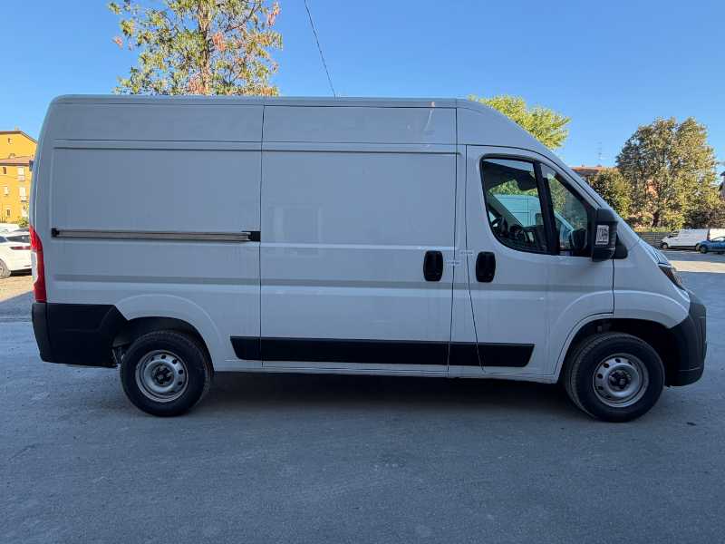 Ducato Ducato Furgone Lastratol2h2 33 2.2 Diesel 120 Cv Manuale