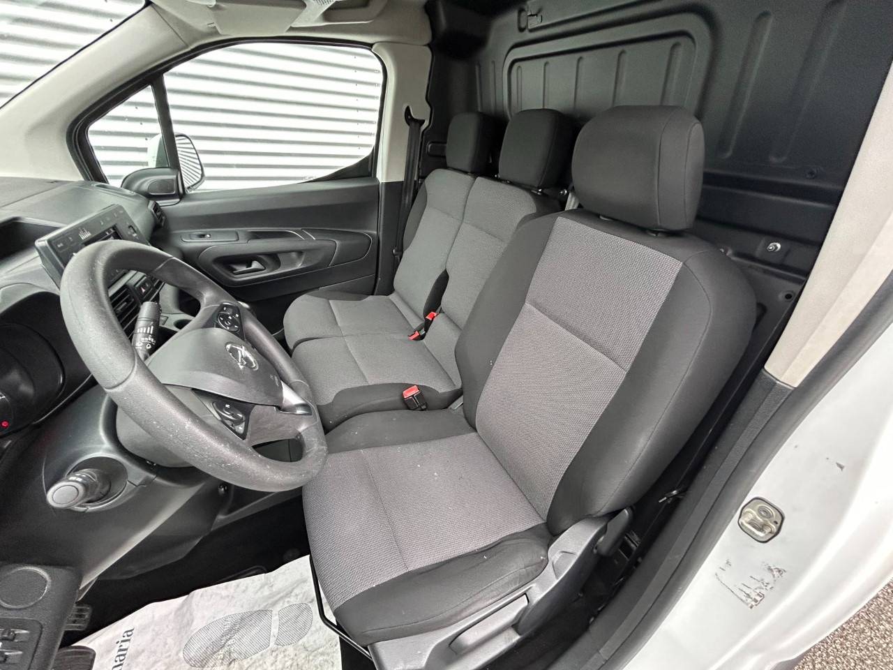 Opel Combo IV Combo cargo 1.6d 100cv XL S&S L2H1 mt5 E6.1 - 13